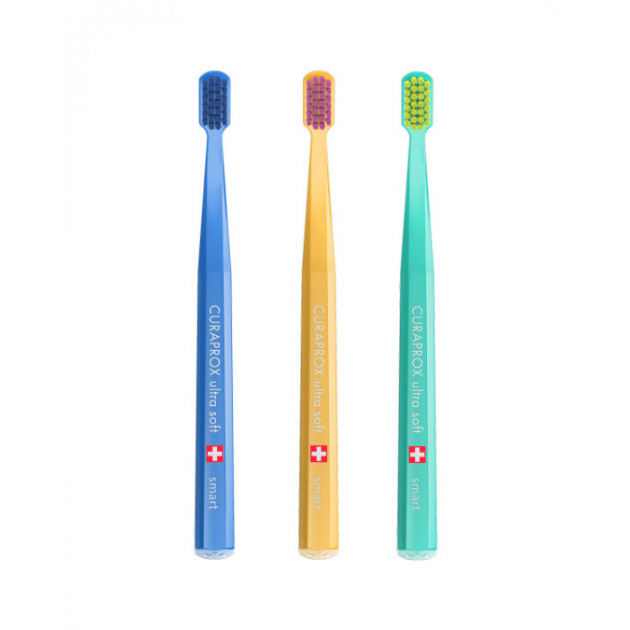 CURAPROX smart ultra soft 5-12 Years Набір з 3-х зубних щіток середньої жорткості для дітей (синя, жовта, салатова)