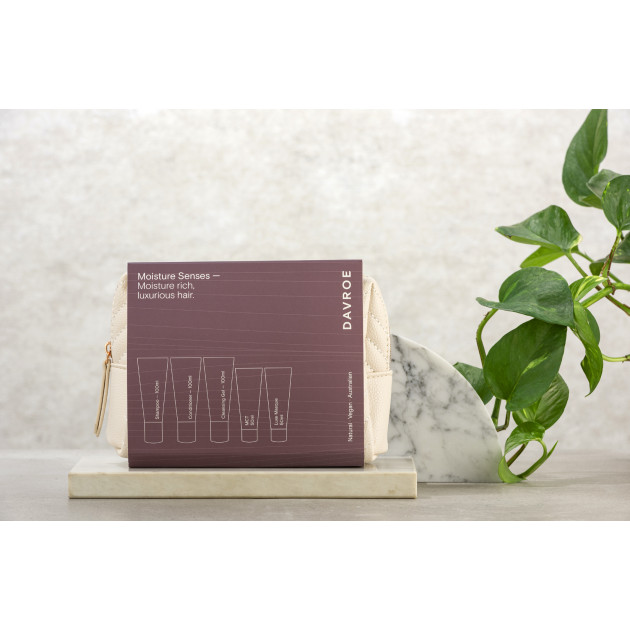 Davroe Travel Pack Moisture Senses Набір з косметичкою для зволоження та відновлення