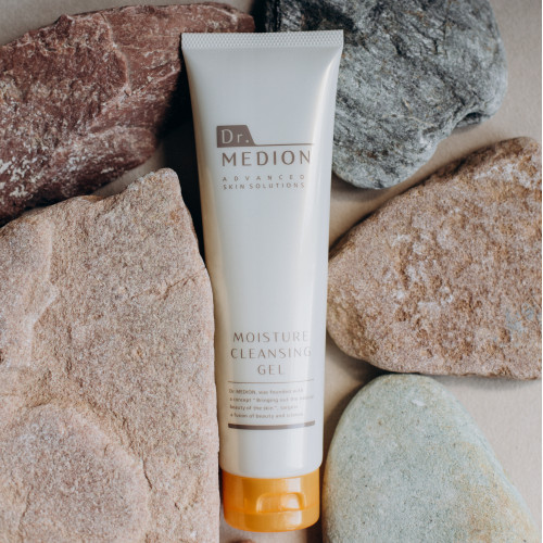 Dr. Medion Moisture Cleansing Gel 150ml Очищуючий гель з колоїдним сріблом і платиною