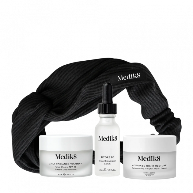 Medik8 Perfect Skin Trio Подарунковий набір до 15 річчя Medik8 в Україні