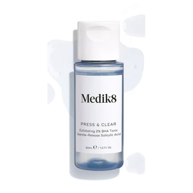 Medik8 Travel Size Press & Clear 30 ml Відлущувальний ВНА-тонік з 2% інкапсульованою саліциловою кислотою